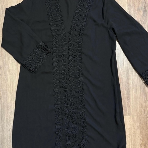 MIYANG Black Crochet Deep-V Swim Cover Up Tunic - Size S - Picture 5 of 7